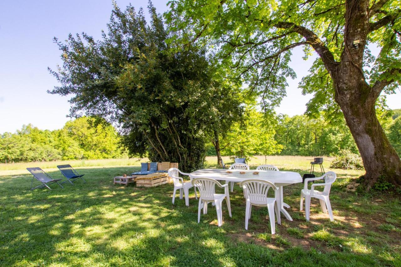 Chez Renou Et Prosperou Maison Typique Du Sarladait Saint-Genies Ngoại thất bức ảnh